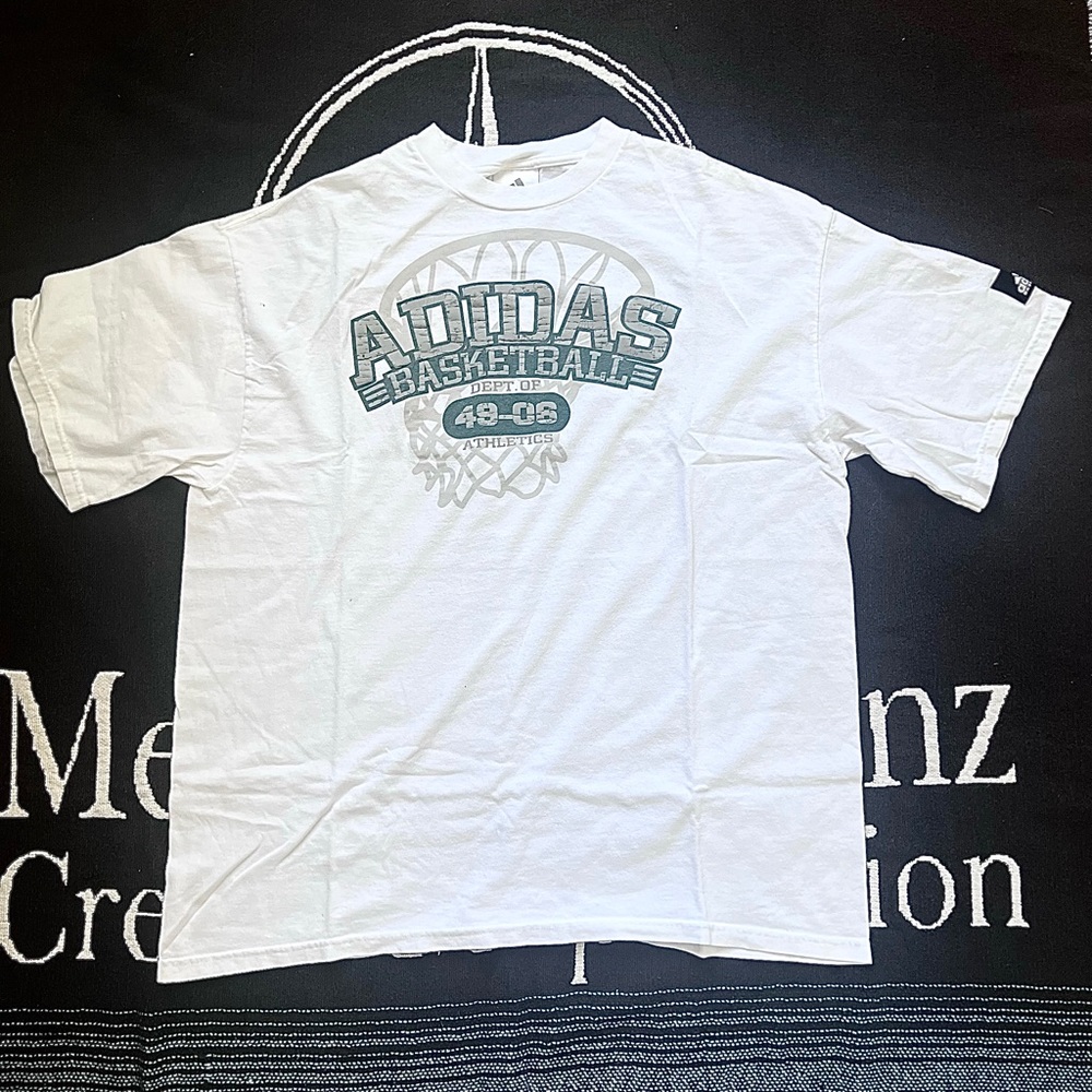 Y2K 05’ adidas basketball T-shirt